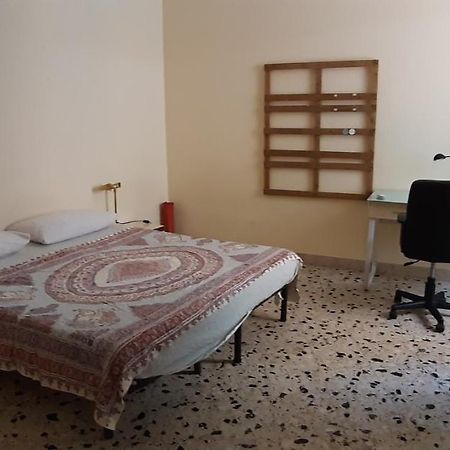 Stanza Privata In Appartamento Per Smart Working, Digital Nomads O Coliving Palerme Extérieur photo