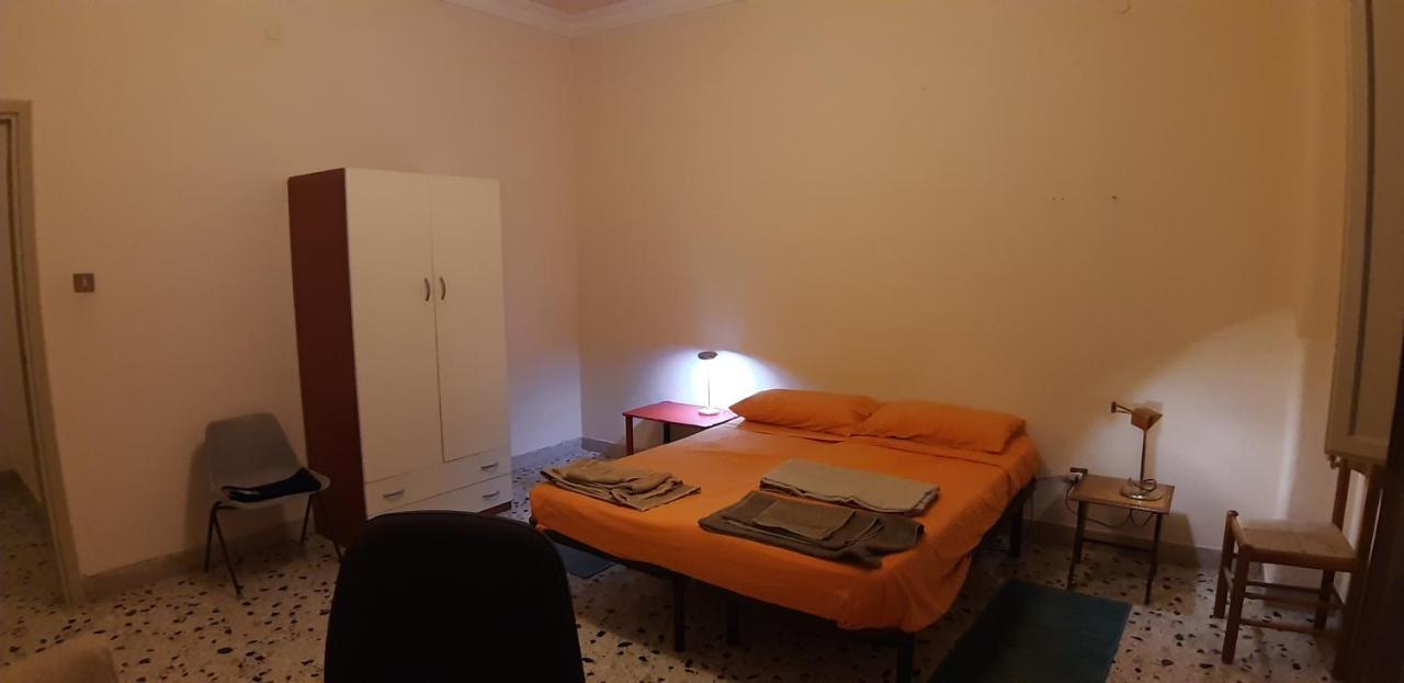 Stanza Privata In Appartamento Per Smart Working, Digital Nomads O Coliving Palerme Extérieur photo